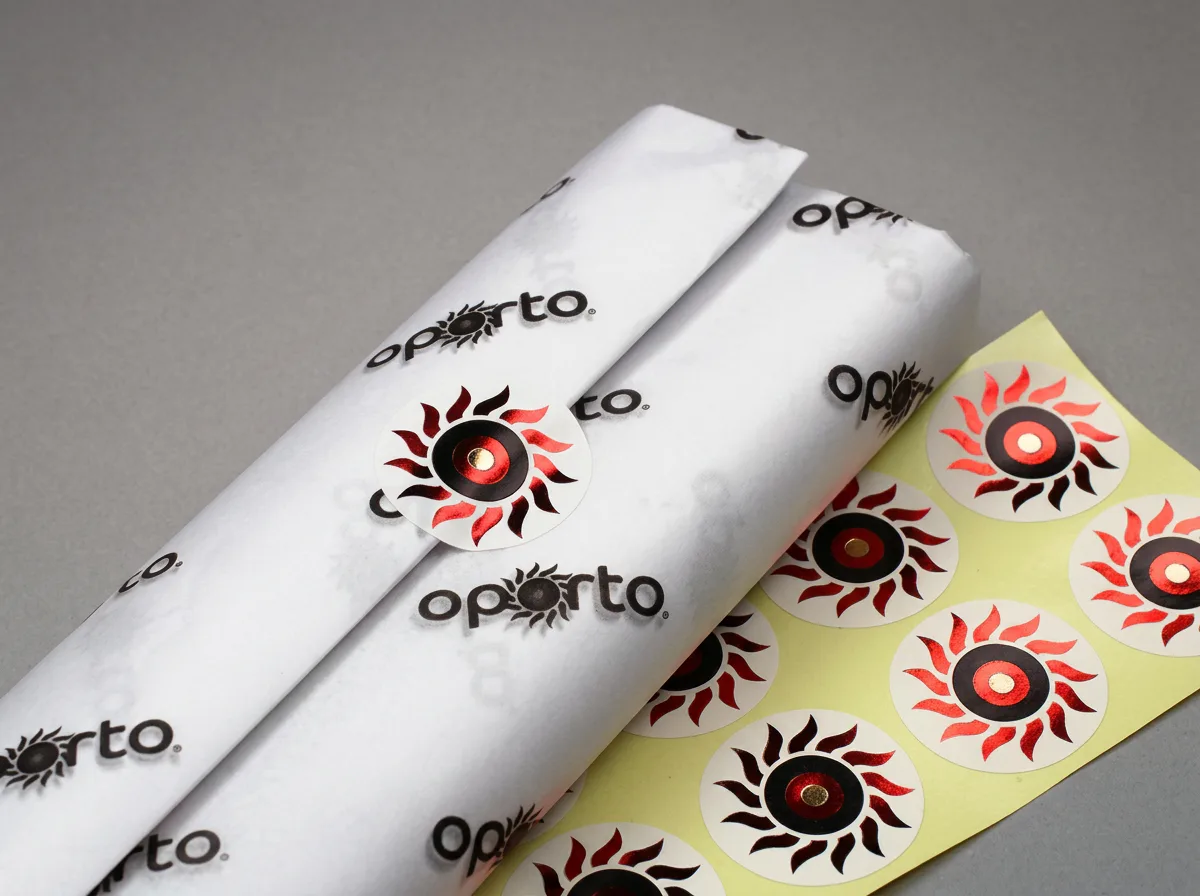 Custom tissue paper with logo and branded sticker for fast 7-day UK delivery